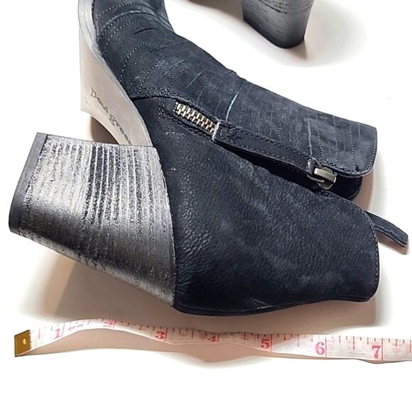 PAUL GREEN MALIBU SLICED ZIP ANKLE BOOTIES BLACK NUBUCK NWOB SIZE 8.5 - Picture 10 of 16